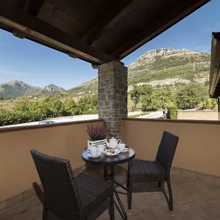 Otel Tenuta D'amore San Mango Piemonte