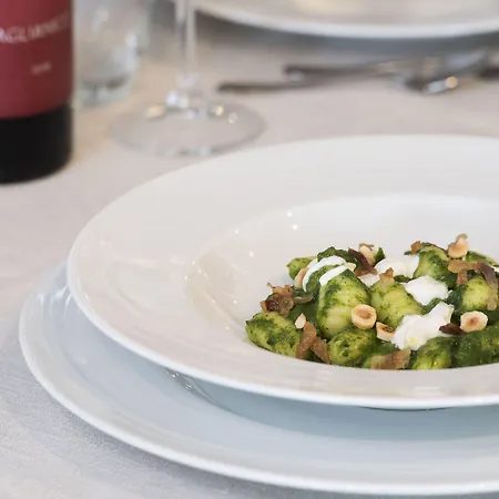 Hotel Tenuta D'amore San Mango Piemonte