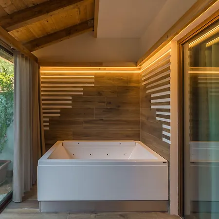 特纳塔达莫尔酒店 酒店 San Mango Piemonte