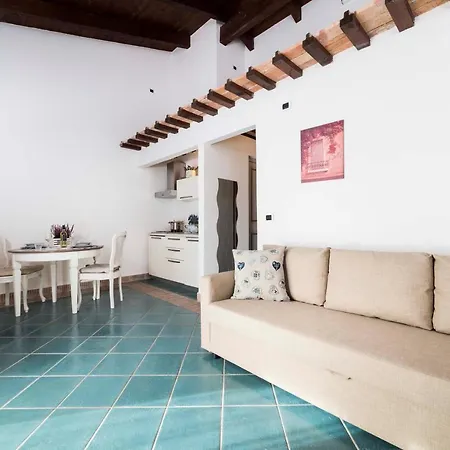 Tenuta D'amore 3* San Mango Piemonte