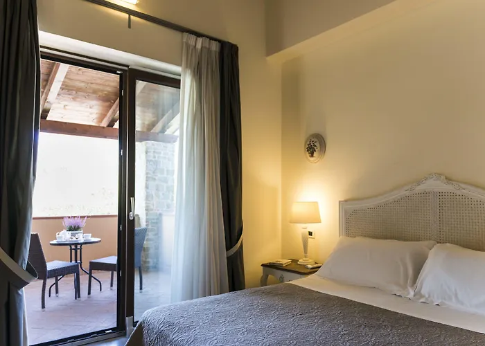 Tenuta D'amore 3* San Mango Piemonte